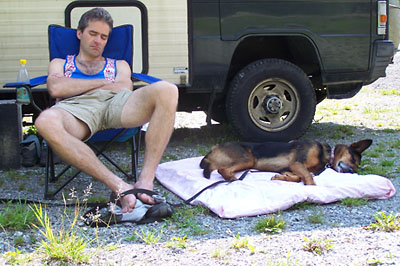 ....machen Siesta.